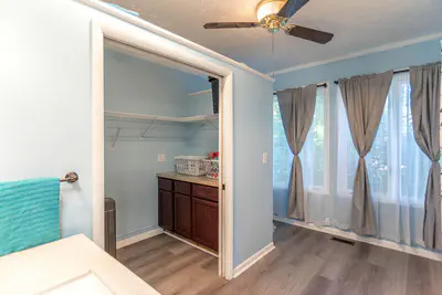 828 Brookside Lane, Plainfield - 18