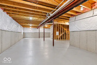 5145 Peachtree Road, Zionsville - 60
