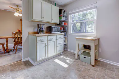 7611 Home Drive, Fishers - 10