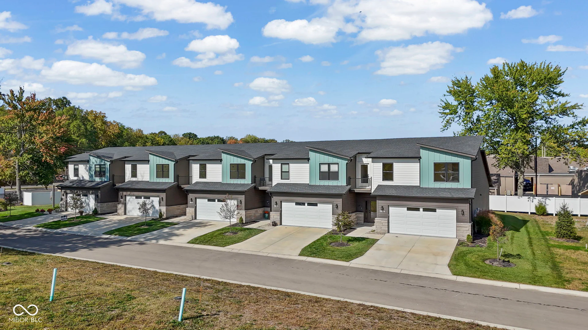5866 Harbour Town Drive, Noblesville