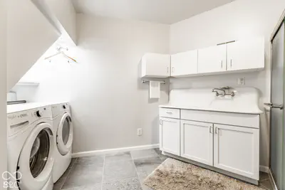 402 Kessler Boulevard West Drive, Indianapolis - 19