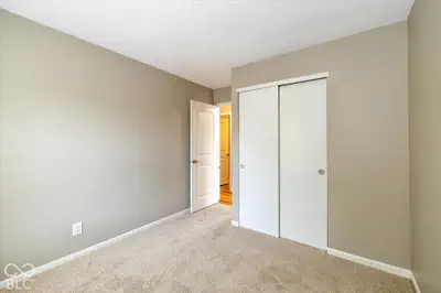 9226 Homeside Drive, Indianapolis - 18