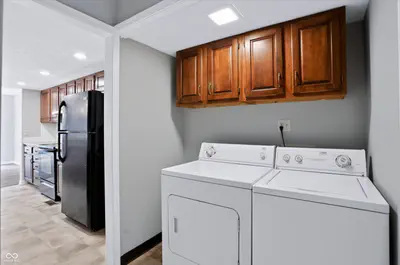 512 Conner Creek Drive, Fishers - 28