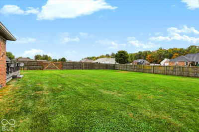 701 W 500 Road S, Greenfield - 38