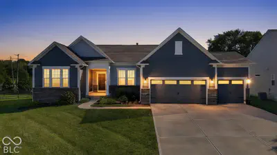 9694 Summer Hollow Drive, Fishers - 2