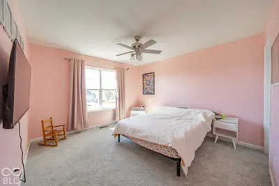 493 N Crystal Drive, Fortville - 34