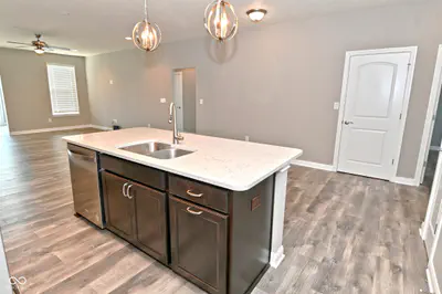 9170 Hedley Way E, Avon - 13