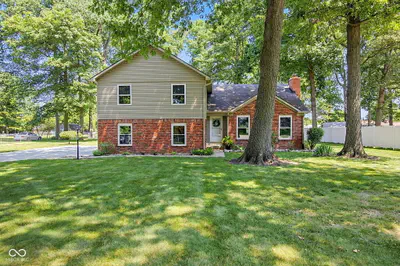 1336 S Heron Drive E, New Palestine - 2