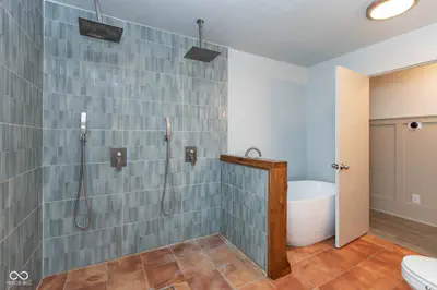10045 Balfer Drive, Fortville - 16