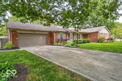 7856 Creekview Circle, Indianapolis