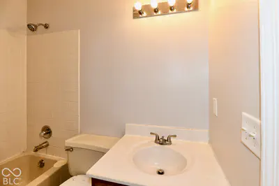 710 Sunglow Circle, Indianapolis - 35