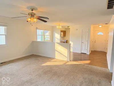 1147 Cottage Circle, Seymour - 5