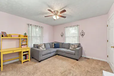907 Cragwood Court, Plainfield - 11
