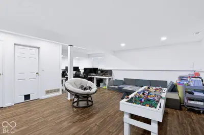 6524 Breeds Hill Court, Indianapolis - 21