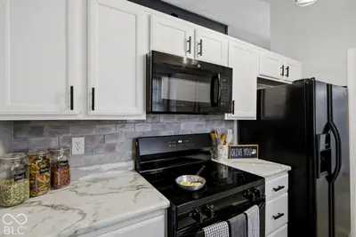 3920 Peppertree Lane, Columbus - 11