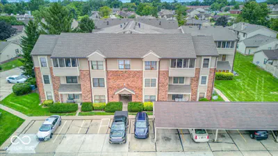 1763 Wellesley Lane, Indianapolis - 29