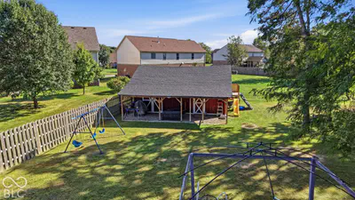 6205 300 S Road, New Palestine - 26