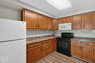 1532 Oxford Street, Indianapolis - 8