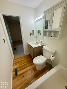 8900 Island Pond Road, Quincy - 20