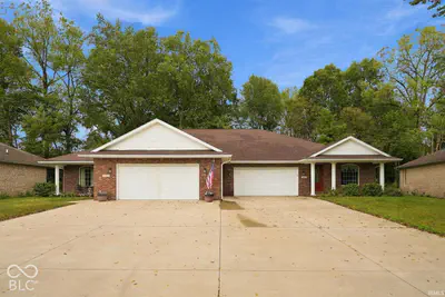 5014 Quail Ridge Drive, Muncie - 2