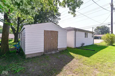 10056 126 Street, Fishers - 21