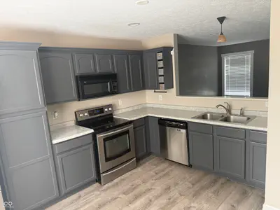 1394 Valley Forge Drive, Indianapolis - 5