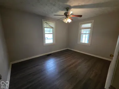 2410 State Street, New Castle - 10