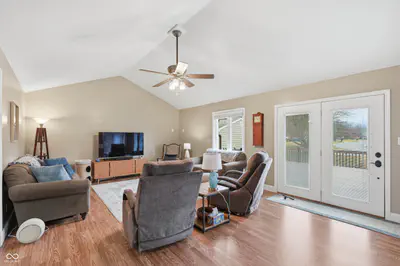 209 Copperwood Court, Muncie - 9