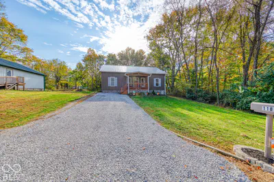 1188 Evergreen Way, North Vernon