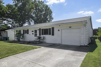 1913 Hawthorne Drive, Plainfield - 2