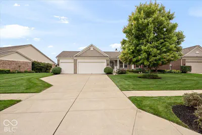 8923 W Cobblestone Drive W, Zionsville - 2