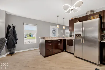 283 Bittersweet Drive, Whiteland - 11