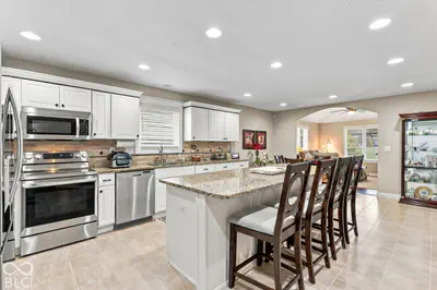 5066 Quincy Court, Columbus - 13