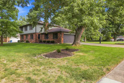 7820 Scarborough Blvd South Drive, Indianapolis - 5
