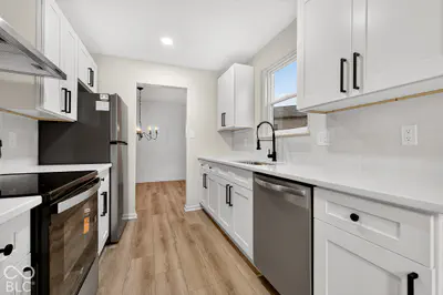 5666 Colonist Circle, Indianapolis - 12