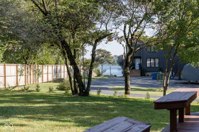 120 Wesley Circle, Noblesville - 46