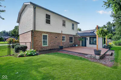 560 Harbour Drive, Noblesville - 46