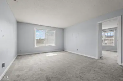 9471 Treyburn Lakes Drive, Indianapolis - 21