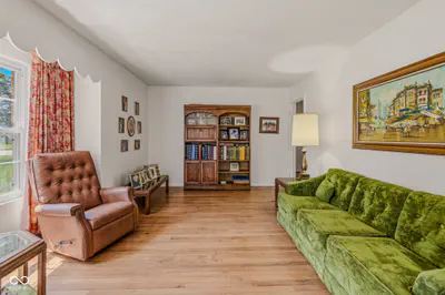 1406 Laurel Drive, Columbus - 10