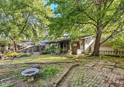 2820 Lucas Way, Columbus - 3