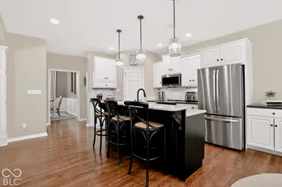 1055 Old Eagle Way, Greenwood - 24