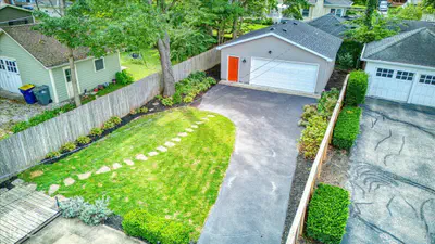 435 E 49th Street, Indianapolis - 53