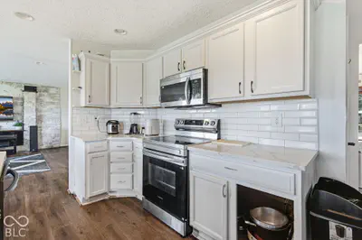 1881 Wynnewood Lane, Avon - 21