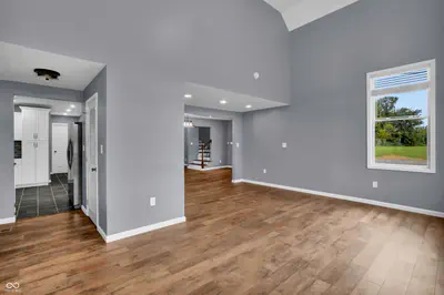 6850 Base Road, North Vernon - 13