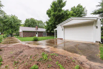 703 Hillcrest Drive, Greenwood - 46