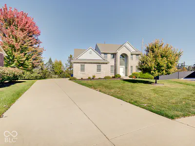 400 Lois Way, Carmel - 2
