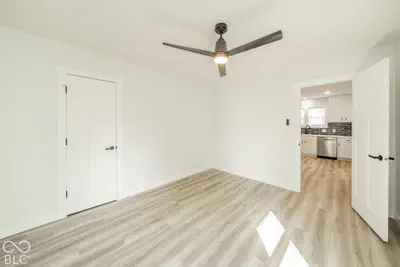 350 S East Street, Pendleton - 19