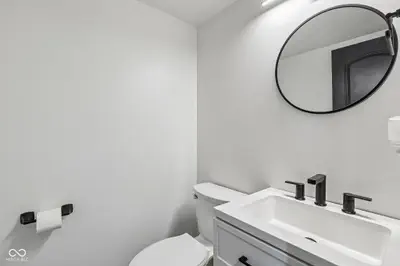 7974 Cobblesprings Drive, Avon - 18