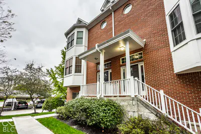827 N Park Trail Drive, Carmel - 33