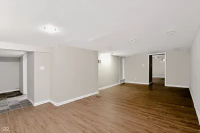 6410 Oxford Street, Indianapolis - 27